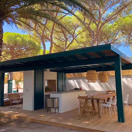 Casa Pineta Elba, A Short Walk From The Sea